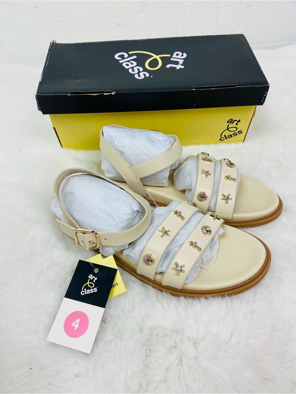 art class Cream gold mermaidcore Ankle-Strap faux leather Sandals size 4